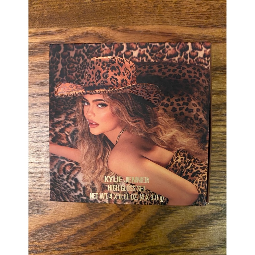SOLD OUT COLLECTORS ITEM LEOPARD COLLECTION GLOSS